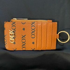 Card Holder from XOXO Does Double-Duty as a Key Ring